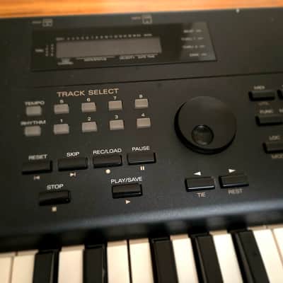 Roland JV-1000 76-Key Music Workstation 1993 - 1995 - Black image 3