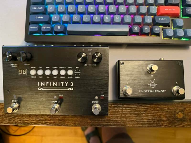 Pigtronix Infinity 3 Looper 2021 with Universal Remote Aux Switch and Power Supply image 1