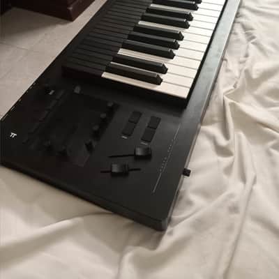Expressive E Osmose 49-Key 24-Voice Polyphonic Synthesizer 2022 - Present - Black image 2