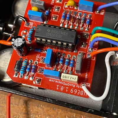 Super-Freq MOSFET Overdrive 2022 Unknown Pleasures edition image 7