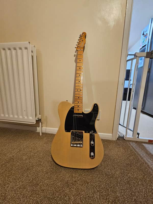 Fender Vintera II '50s Nocaster with Maple Fretboard 2023 - 2026 - Blackguard Blonde image 1