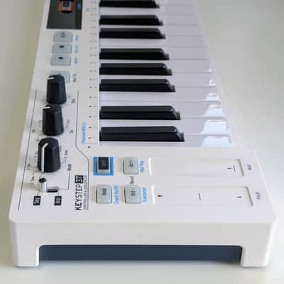 Arturia KeyStep 37 MIDI Controller 2021 - 2025 - White image 6