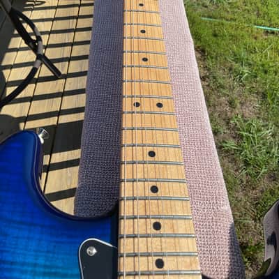 Fender Player Stratocaster HSS Plus Top with Maple Fretboard 2019 - 2021 - Blue Burst image 11