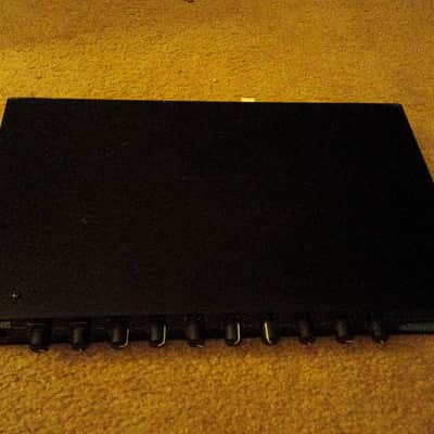 Crown 28M Commercial Audio Mixer 1U - Black image 5