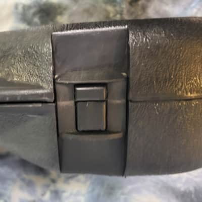 Vintage 1977 Peavey Patent Applied For T15 T30 Guitar Bass Chainsaw Hard Shell Case image 5
