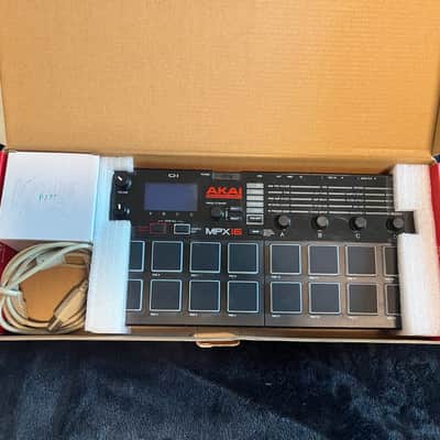 Akai MPX16 Mid 2010s image 6