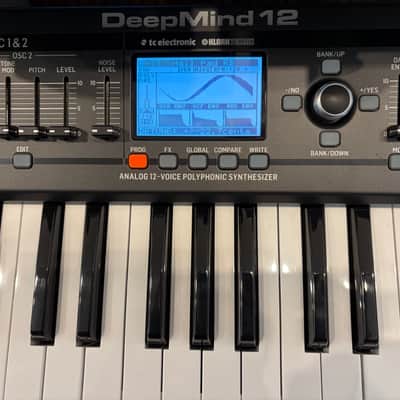 Behringer DeepMind 12 Synth 49 keys - 12-Voice Polyphonic Analog 2016 - Present - Black image 7