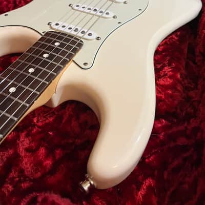 Fender American Standard Stratocaster with Rosewood Fretboard 2008 - 2016 - Olympic White image 8