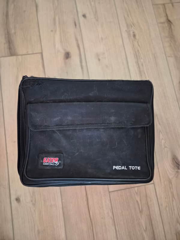 Gator GPT-BL-PWR Pedal Tote with Carry Bag & Power Supply 2010s - Black image 1