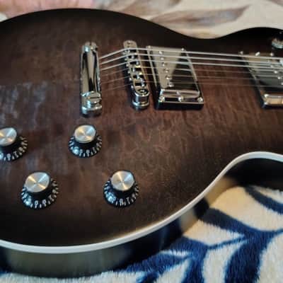 Gibson Mark Morton Signature Les Paul Modern Quilt 2026 - Translucent Ebony Burst Satin image 6