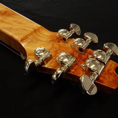 Rukavina 6 String Ripple Lap Steel -- 25" Curly Maple image 11