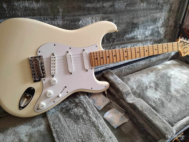 Immagine Fender American Special Stratocaster HSS with Maple Fretboard 2015 - 2018 - Olympic White - 1