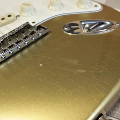 Fender Custom Shop Postmodern Stratocaster Journeyman Relic - Aztec Gold image 4