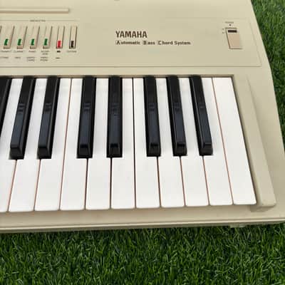 Yamaha PS-20 Automatic Bass Chord System 1981 - White image 4