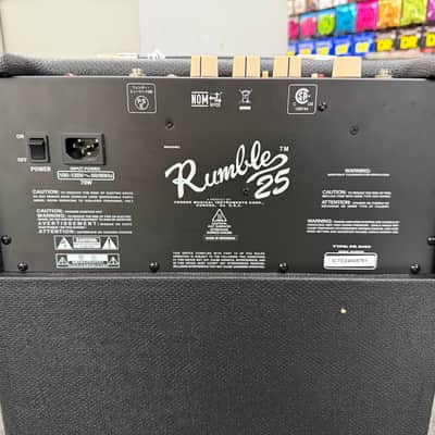 Fender Rumble 25 V3 25-Watt 1x8" Bass Combo 2015 - Present - Black image 7