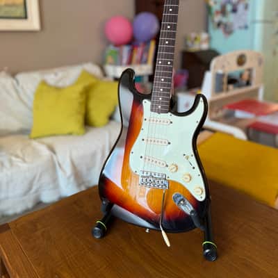2017 Fender Japan FSR Classic ’60s Stratocaster 3-Tone Sunburst | DiMarzio VV | Emerson | Original Parts image 2