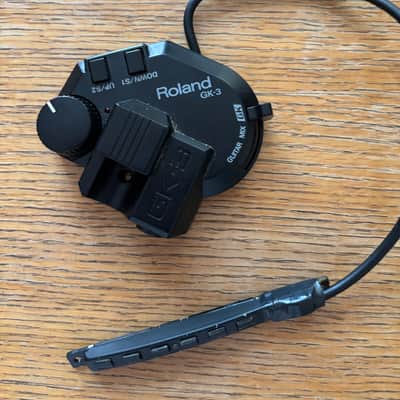 Roland GK-3 Divided Guitar Pickup 2004 - Present - Black