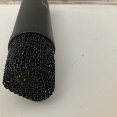 Used RODE NT1 Large Diaphragm Cardioid Condenser Microphone image 3