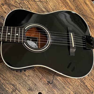 Traveler AG-200EQ Acoustic-Electric HeadlessTravel Guitar - Black image 10