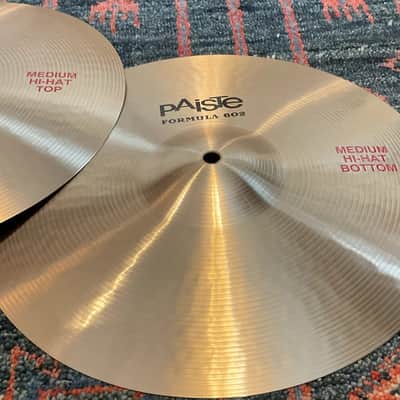 Paiste 14" Formula 602 Medium Hi-Hat Cymbals (Pair) image 4