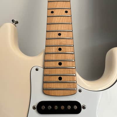 Kramer Aero Star ZX30 1984 Vintage White 6 String Electric Guitar image 4