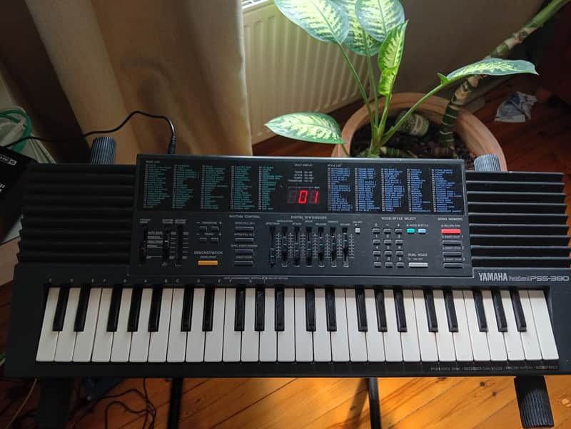 Immagine Yamaha PSS-380 - 1
