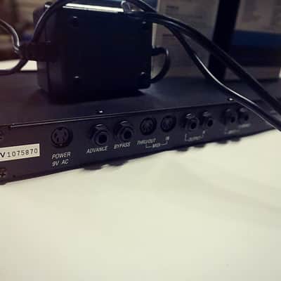 Alesis QuadraVerb 20k Bandwidth Simultaneous Digital Effects Processor +Extras image 2