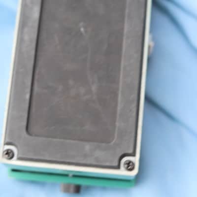 Boss tr-2 tremolo pedal image 6