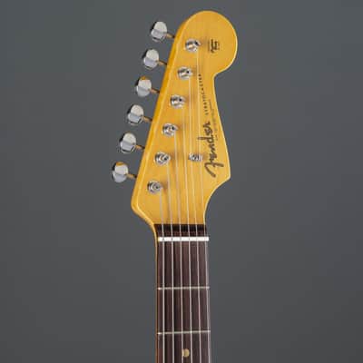 Fender American Vintage II 1961 Stratocaster RW 3-Color Sunburst - Electric Guitar image 4