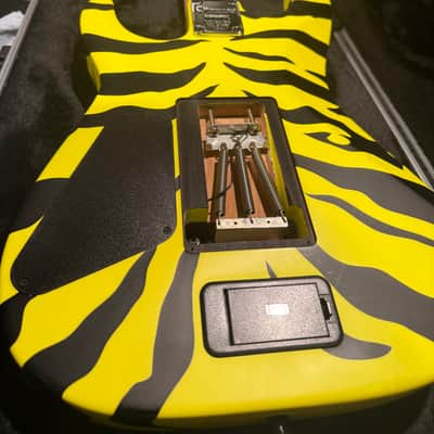 Charvel Satchel signature yellow bengal tiger pro-mod - Neon yellow bengal tiger image 5