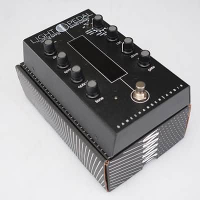 Gamechanger Audio Light Pedal Optical Spring Reverb System w/ Box #59764 image 10