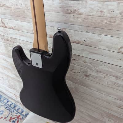 Used Squier Affinity Jazz Bass image 13