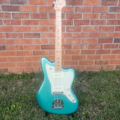 Fender American Professional Jazzmaster with Maple Fretboard 2017 - 2019 - Mystic Seafoam image 1