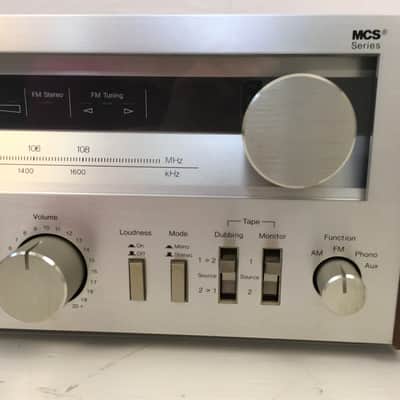 Récepteur AM/FM vintage MGA (Mitsubishi) SA-26 Stereo
