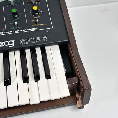 Moog Opus 3 Rare Vintage Analog String Machine image 10