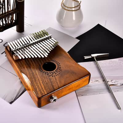 17 Key EQ Kalimba Thumb Piano with Bag, Cable and Accessories image 2