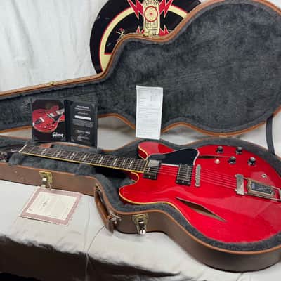 Gibson ARTLARDNH1 Limited Edition Trini Lopez ES-335 Semi-Hollowbody Guitar with Case - #68 of 250 2014 - Cherry image 1