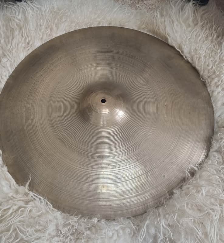 Zildjian 20" cymbal