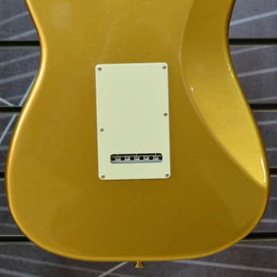 Fender Hybrid II Stratocaster Custom Limited Edition - Mystic Aztec Gold - Incl Gig Bag image 2