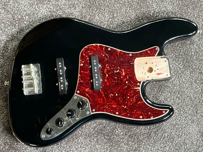 1987 Fender Deluxe Active Jazz Bass Loaded Body Noiseless