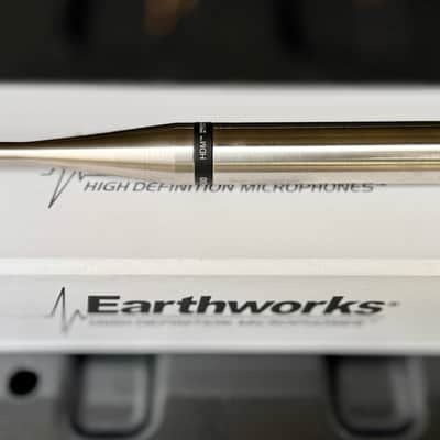 Earthworks M30 Omnidirectional Measurement Microphone 2010s - Silver image 4