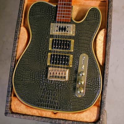 Say Hello to 'Big Al', my Full~Tilt~Tele', 2024, Fully Loaded, Upholstered 'Tele-Gator', Handcrafted Custom Telecaster image 6