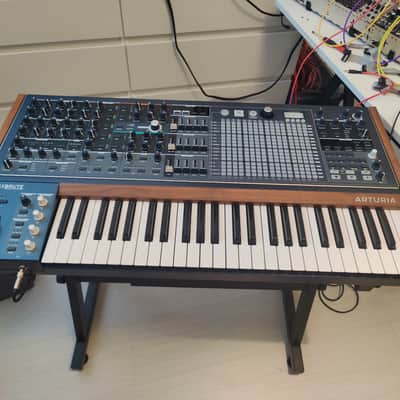 Arturia MatrixBrute 49-Key Synthesizer + flightcase image 23