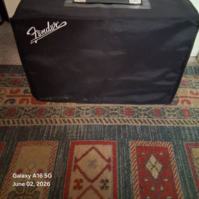 Fender '65 Deluxe Reverb Reissue 22-Watt 1x12" Guitar Combo 1994 - Present - Black image 1