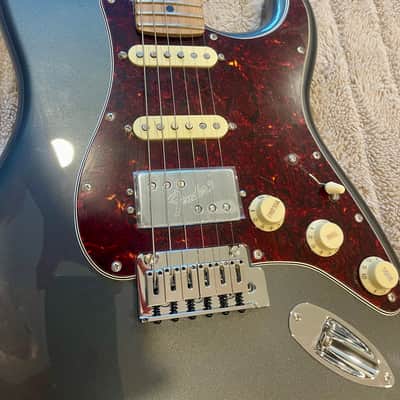 Fender American Professional Classic Stratocaster HSS 2023 - Faded Black image 6