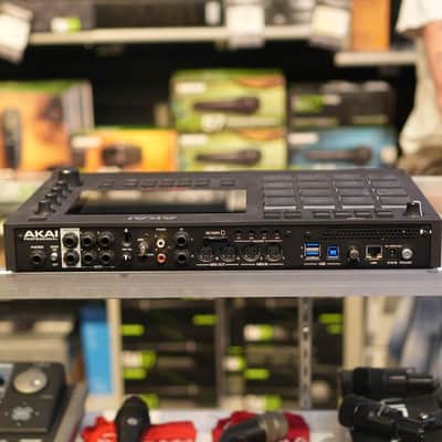 Akai MPC Live II Standalone Sampler / Sequencer - Used image 4