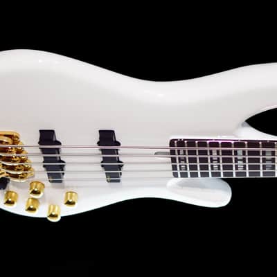 Yamaha BBNE2 Nathan East Signature Bass - White image 3
