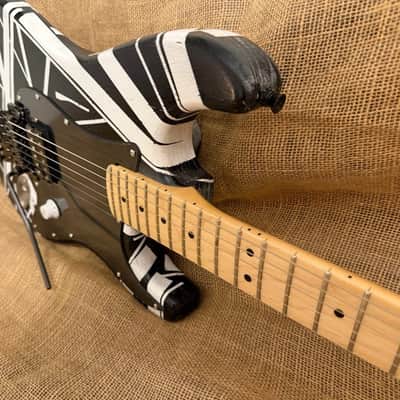 Unbranded P{re-Owned-EVH-Strat Style Electric Guitar 2025 - Nitro image 4