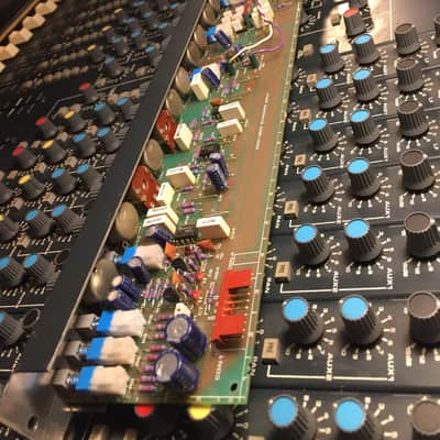 Soundcraft 600 mixing console image 18