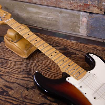 Fender Elite Stratocaster with Maple Fretboard 1983 - Brown Sunburst image 7